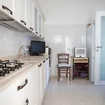 Tuscolana Guest - *