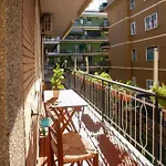 Tuscolana Guest -