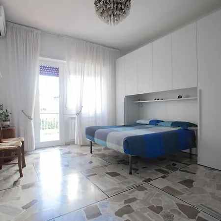 Tuscolana Guest - * Rom