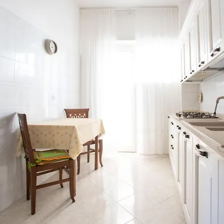 Appartamento Tuscolana Guest - Roma